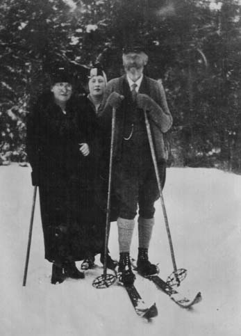 Isidor, Anna & Maria Hipper, Jan. 1931